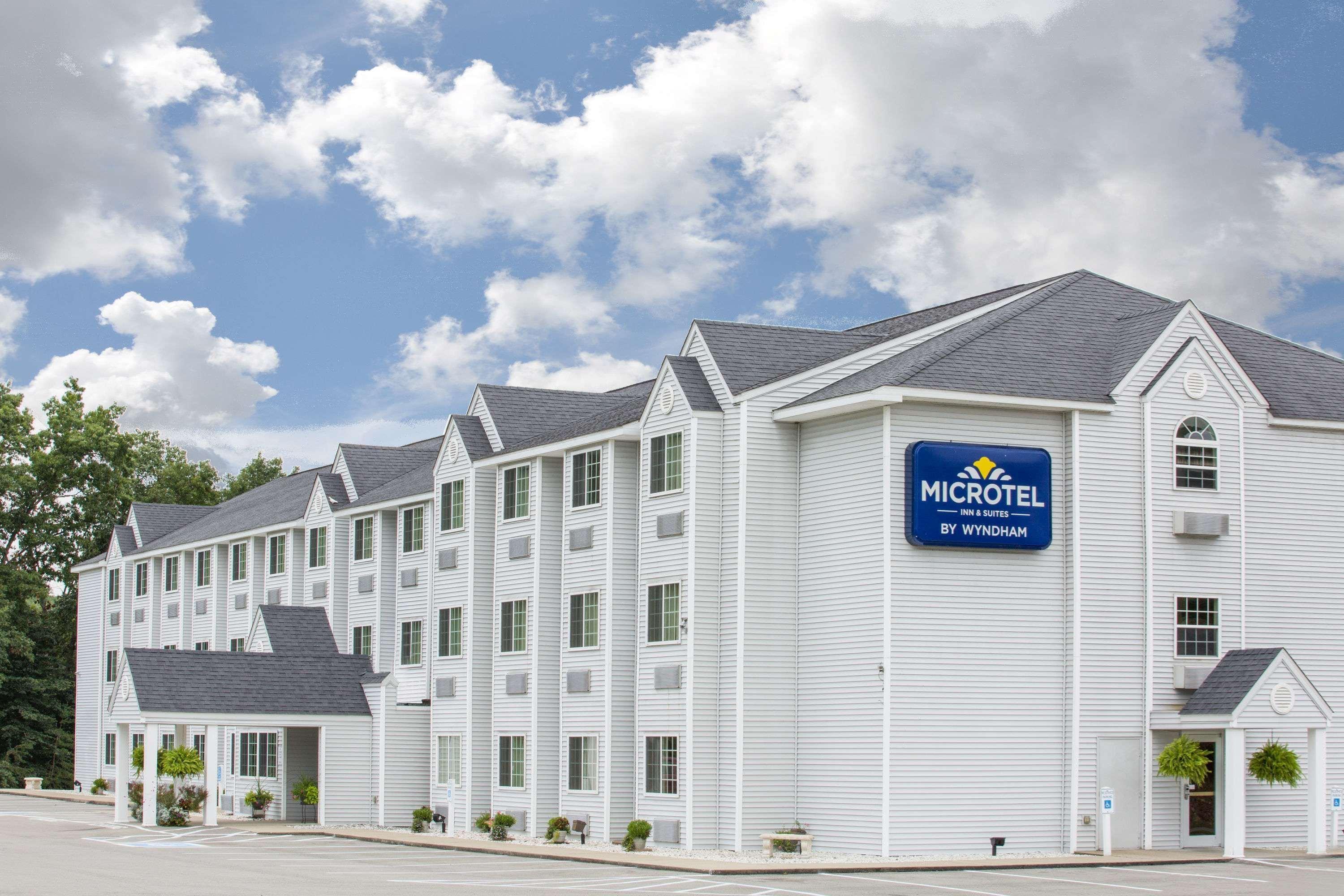 Microtel Inn And Suites Gassaway Buitenkant foto